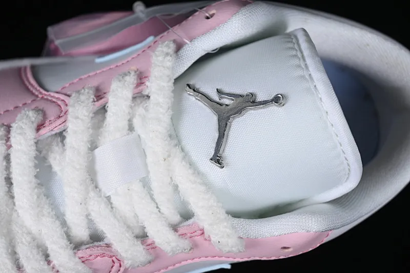 All categories Air Jordan Jordan series basketball shoes Air Jordan 1 Low Z version Air Jordan 1 Low "White/Pink Foam/Glacier Blue" AJ1 Joe 1 Valentine's Day low-top cultural casual sneakers HM3706-141